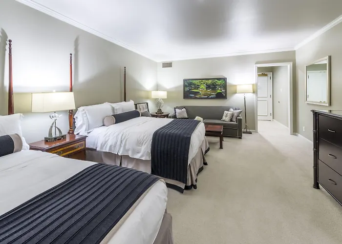 Cooper Hotel Conference Center & Spa